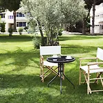 A 11 4* Çeşme