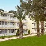 A 11 Hotel