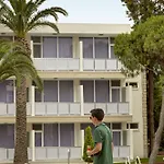 A 11 Hotel