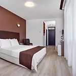 A 11 Hotel 4*