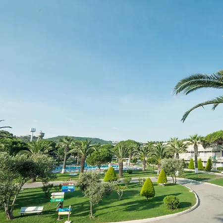 فندق A 11 Çeşme