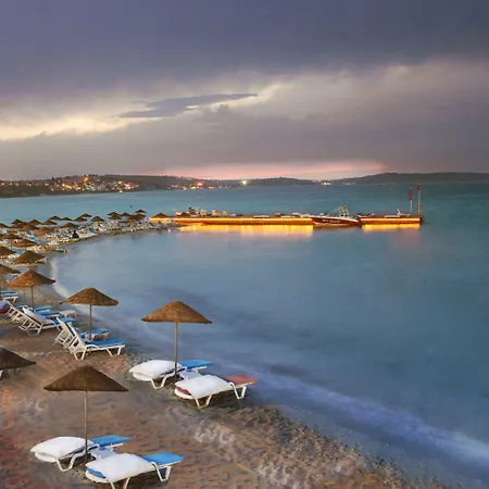 Отель A 11 Кешме