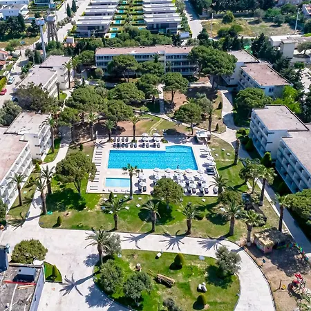 A 11 Hotel